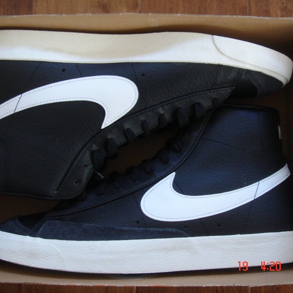 NIB Nike Blazer Mid 77 Vintage Black White Sail - Picture 9 of 12